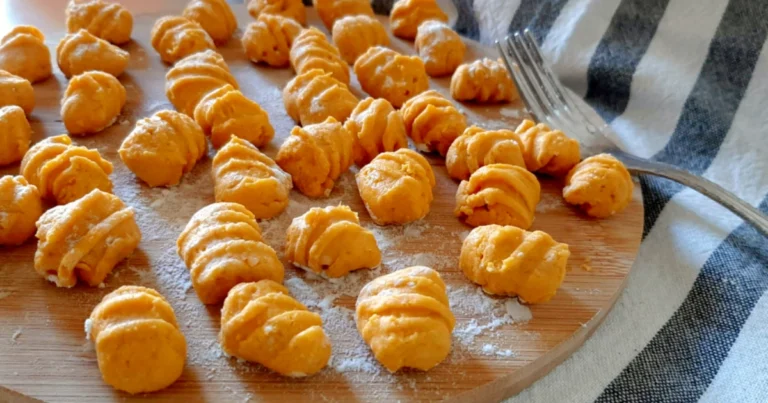 Gnocchi di Zucca: la Ricetta Autunnale Morbida e Saporita