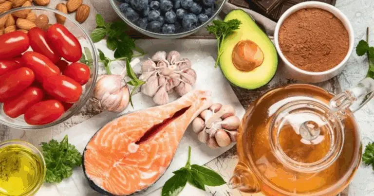 Superalimenti che favoriscono un invecchiamento sano e naturale