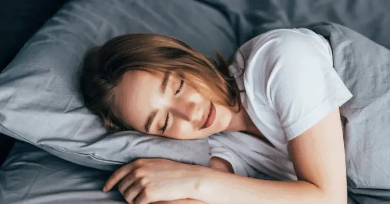 A che ora andare a dormire: perché l’orario della buonanotte influenza la salute