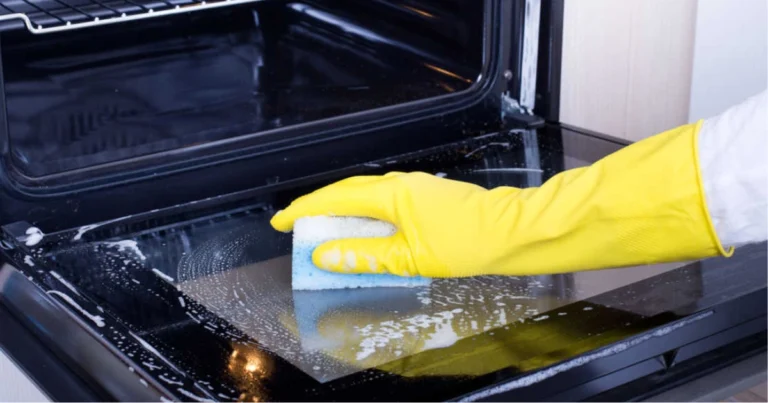 Pulizia del vetro del forno: metodo naturale, efficace e senza sforzo