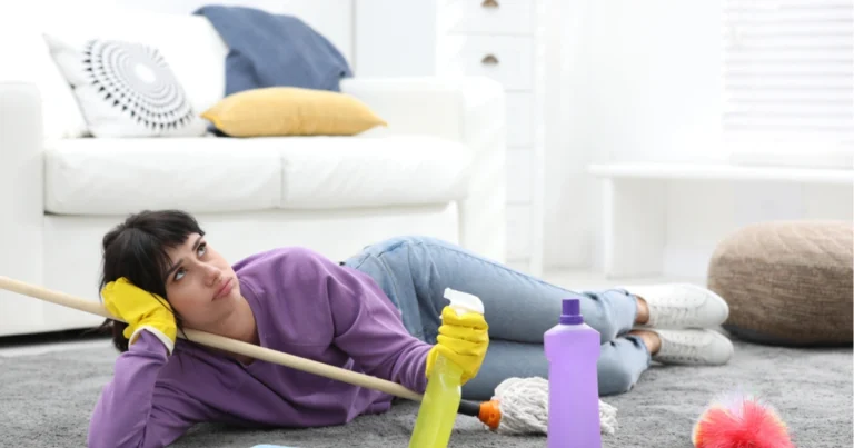 Trucchi di pulizia per persone pigre: guida pratica per mantenere la casa in ordine senza sforzo