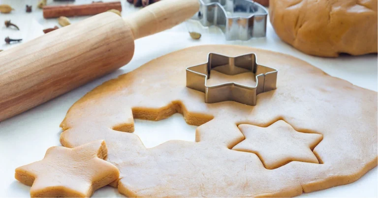 Biscotti di Natale fatti in casa: ricette semplici, profumate e perfette da regalare