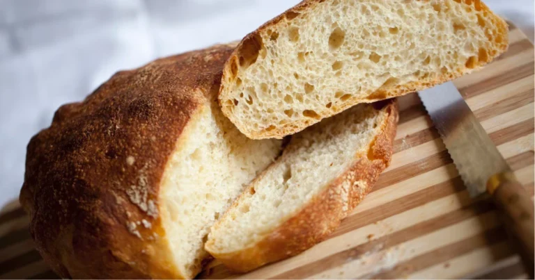Pane di cucchiaio: la ricetta semplice del pane soffice che riesce sempre