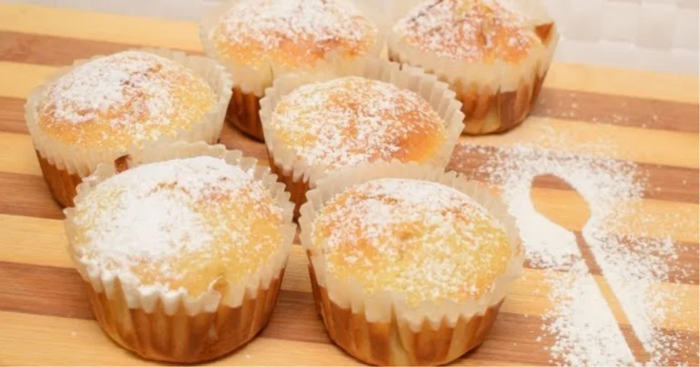 Muffin soffici come nuvole: la ricetta perfetta per dolcetti leggeri e irresistibili