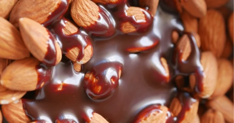 Mandorle atterrate alla pugliese: ricetta tradizionale con due soli ingredienti