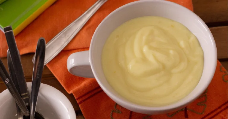 Crema Pasticcera Senza Uova: La Ricetta Facile e Veloce