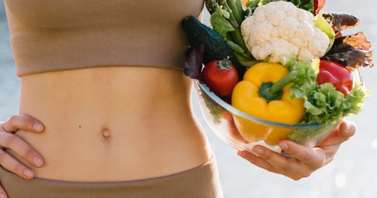 Alimenti utili per un ventre piatto: guida completa per ridurre il gonfiore e migliorare la digestione