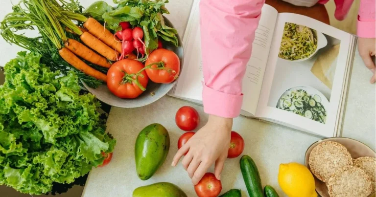 Alimenti per perdere peso: guida ai cibi che aiutano a costruire un’alimentazione equilibrata