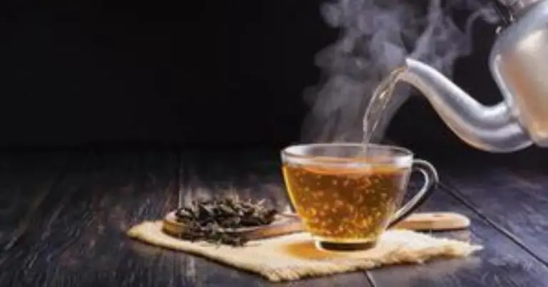 Tisane rilassanti: gli infusi migliori per calmare la mente e ridurre lo stress in modo naturale