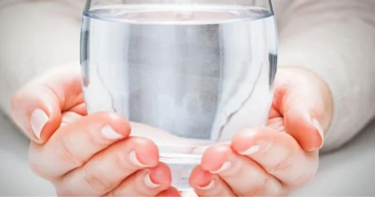 L’acqua come alleato naturale per la salute quotidiana